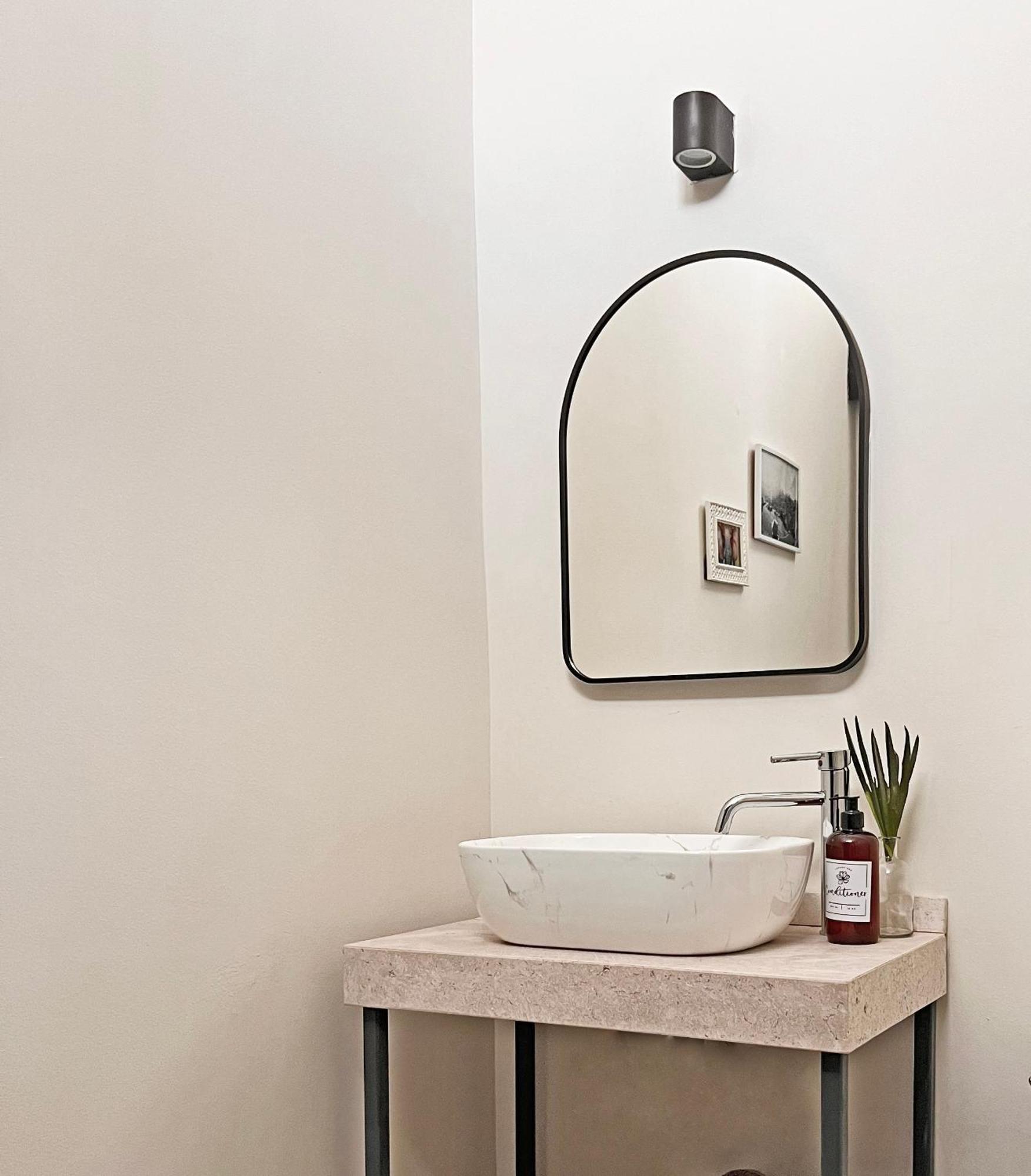 Suites Ciento 37 Λεόν Εξωτερικό φωτογραφία