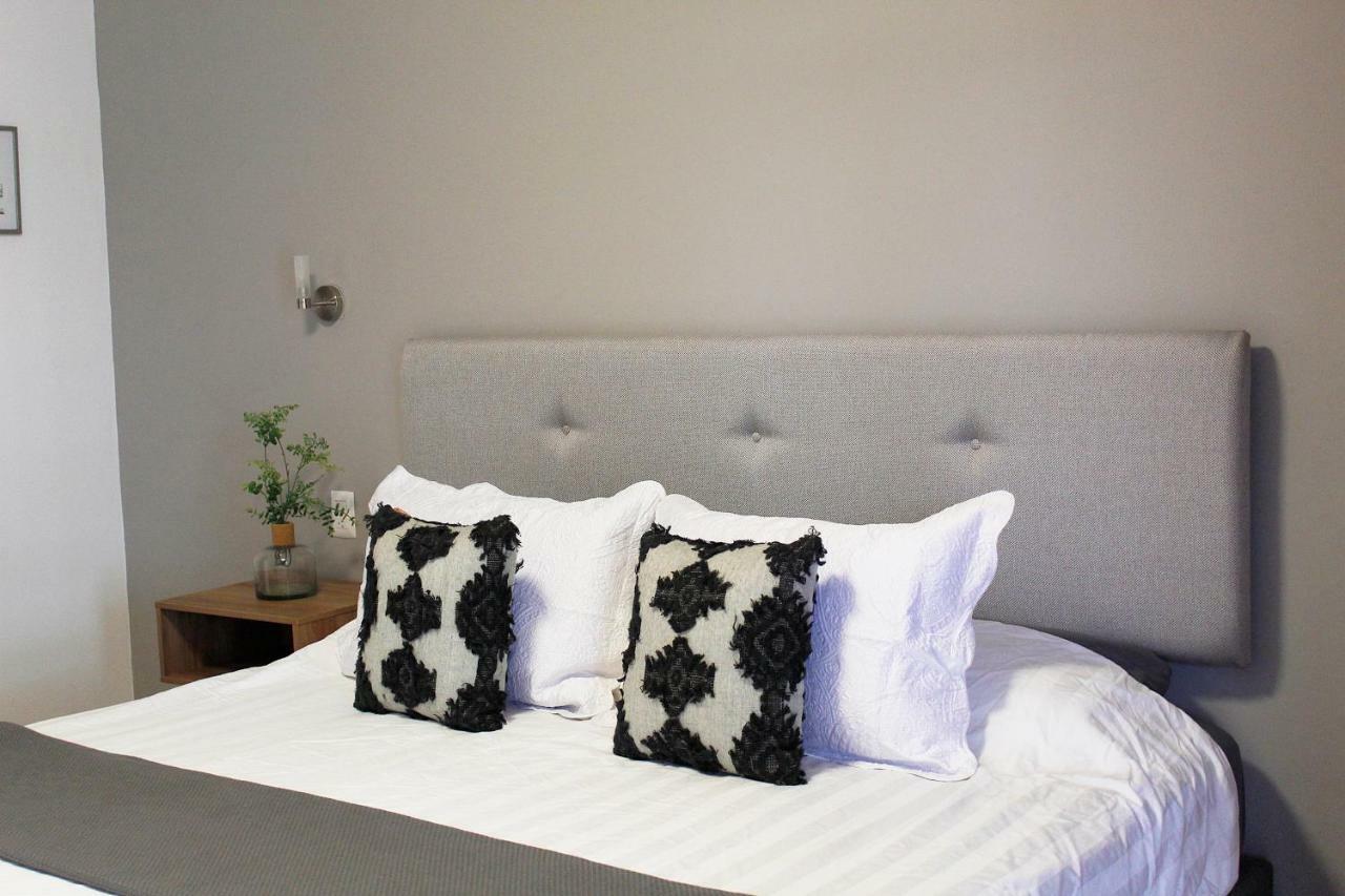 Suites Ciento 37 Λεόν Εξωτερικό φωτογραφία