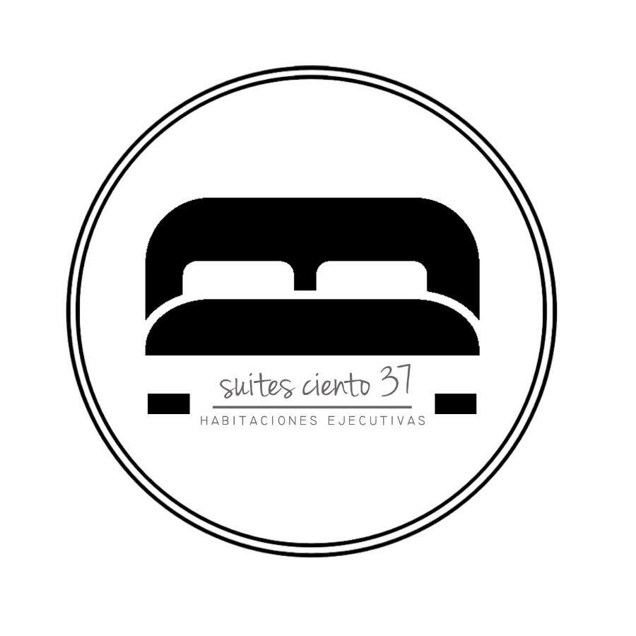 Suites Ciento 37 Λεόν Εξωτερικό φωτογραφία